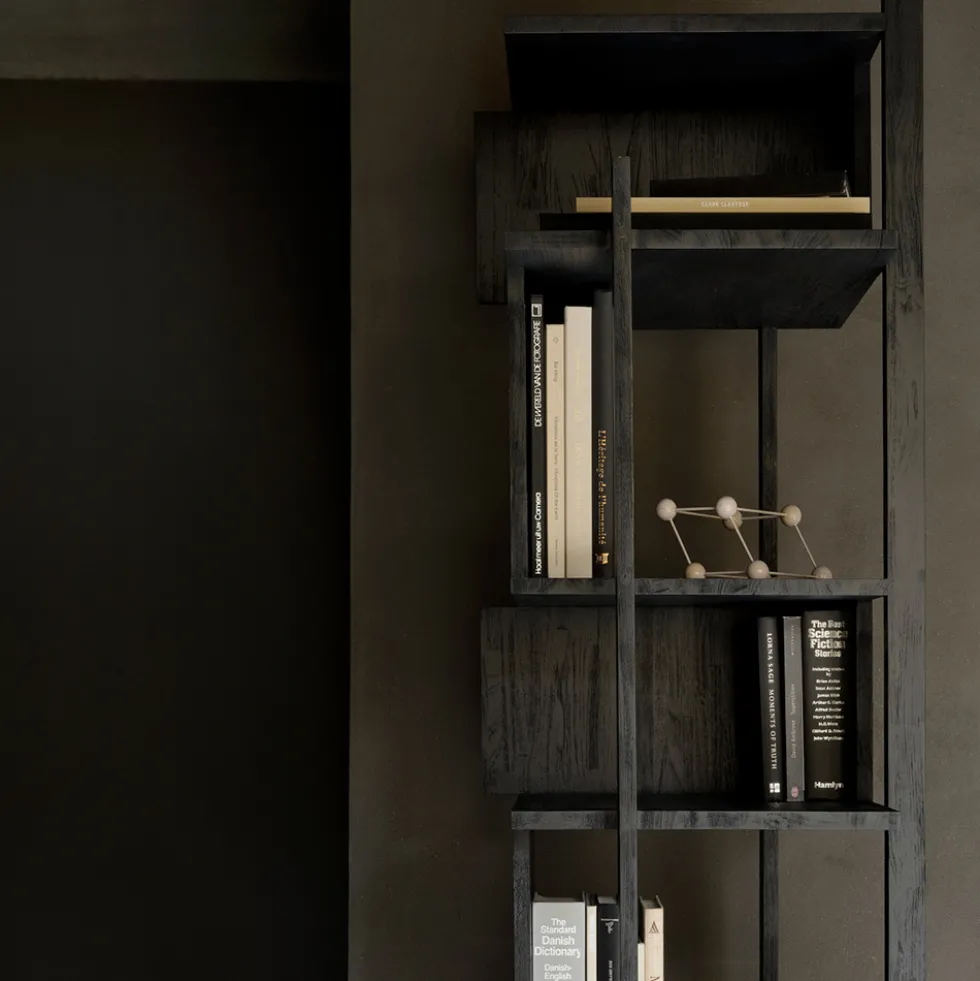 Abstract column hylla