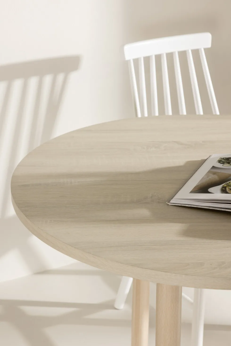 Andy Ovalt matbord 180 x 90