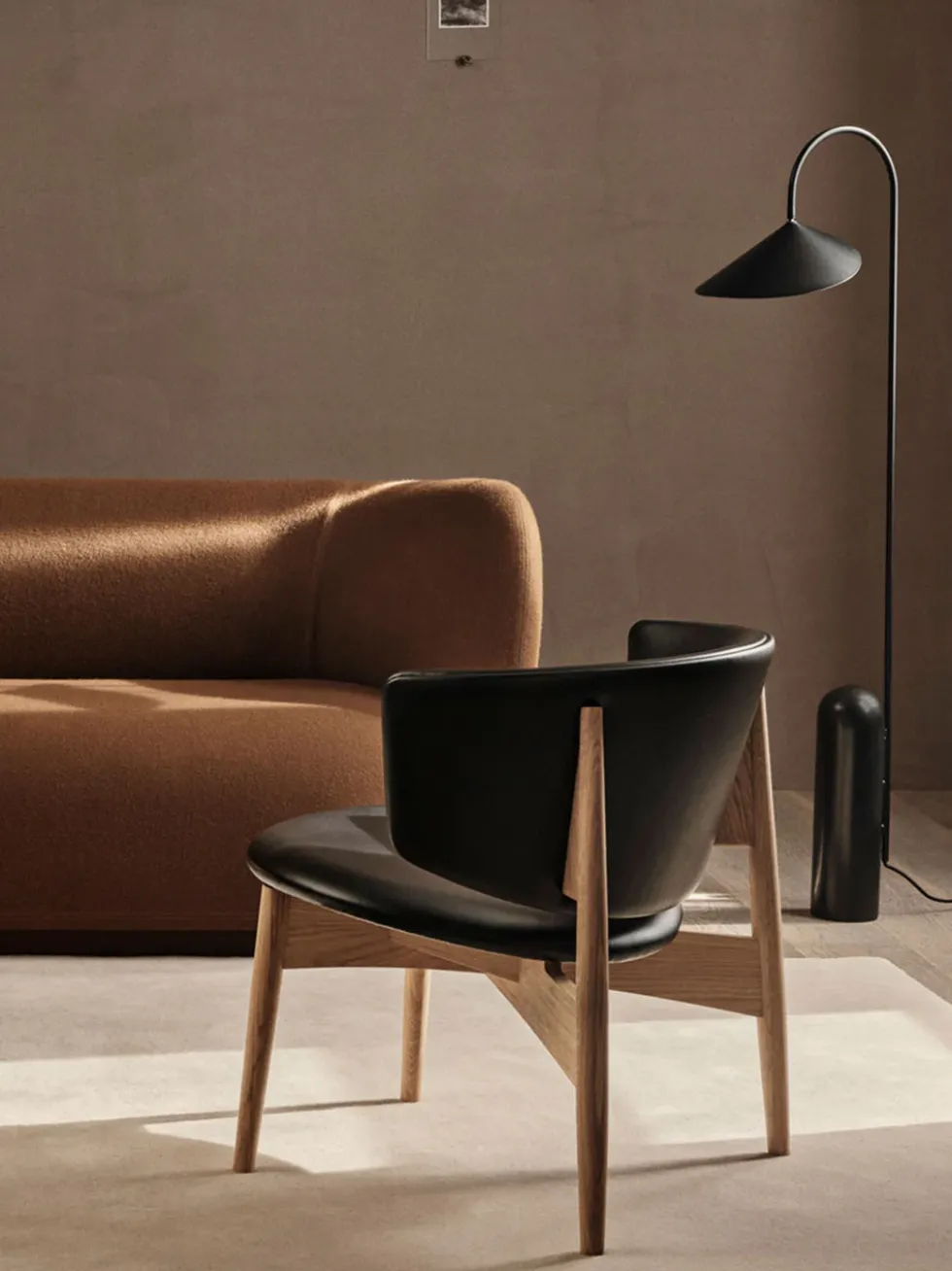 Arum Floor Lamp – Golvlampa