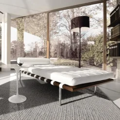 Barcelona Couch relax