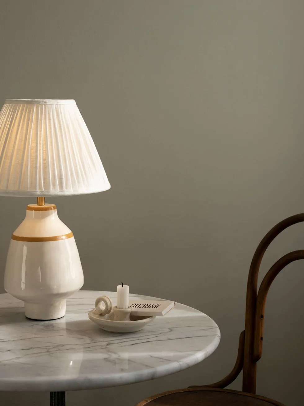 Becky Table – Bordslampa White/Mustard