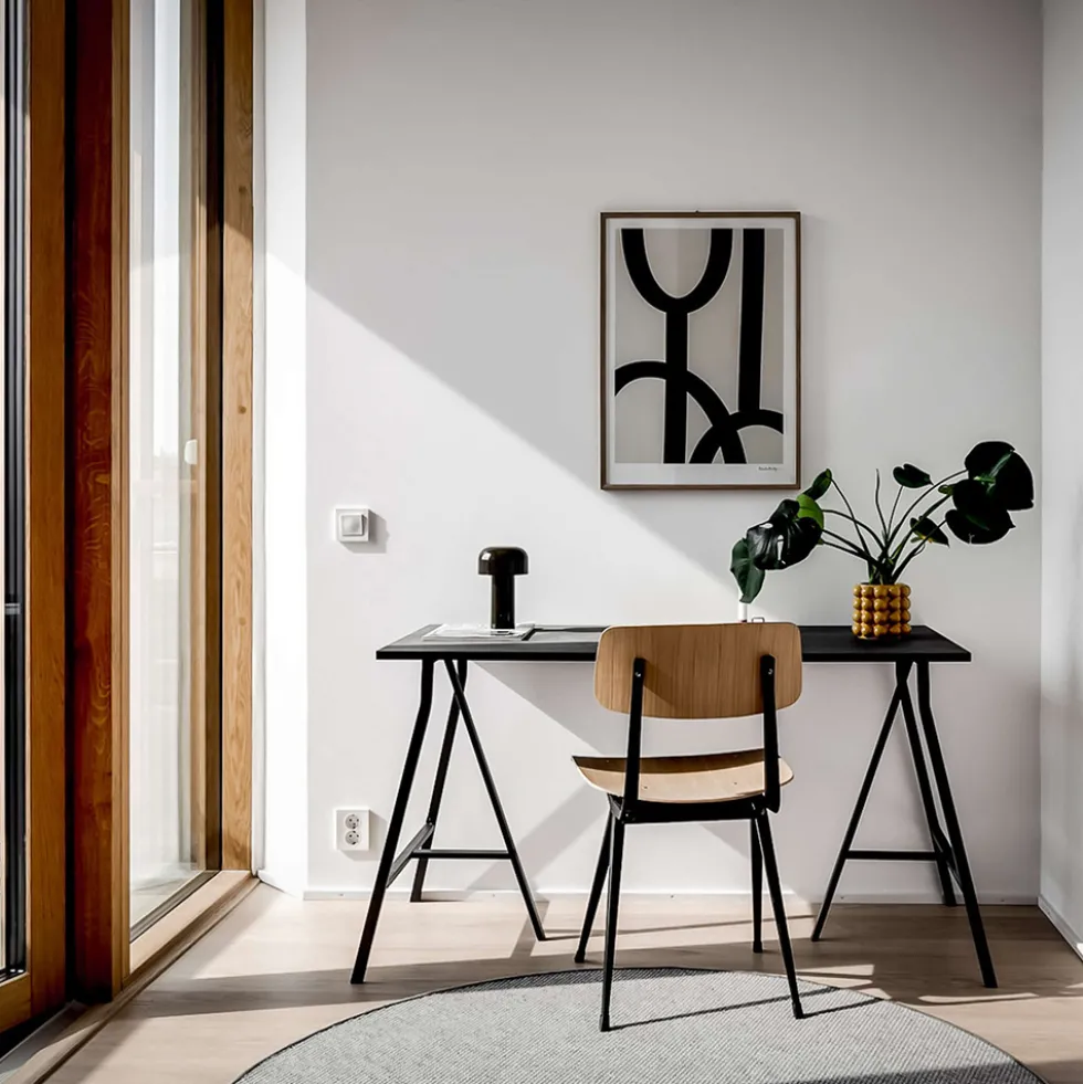 Bellhop lamp bordslampa