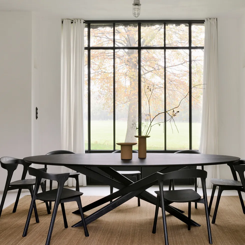 Black Mikado matbord oval