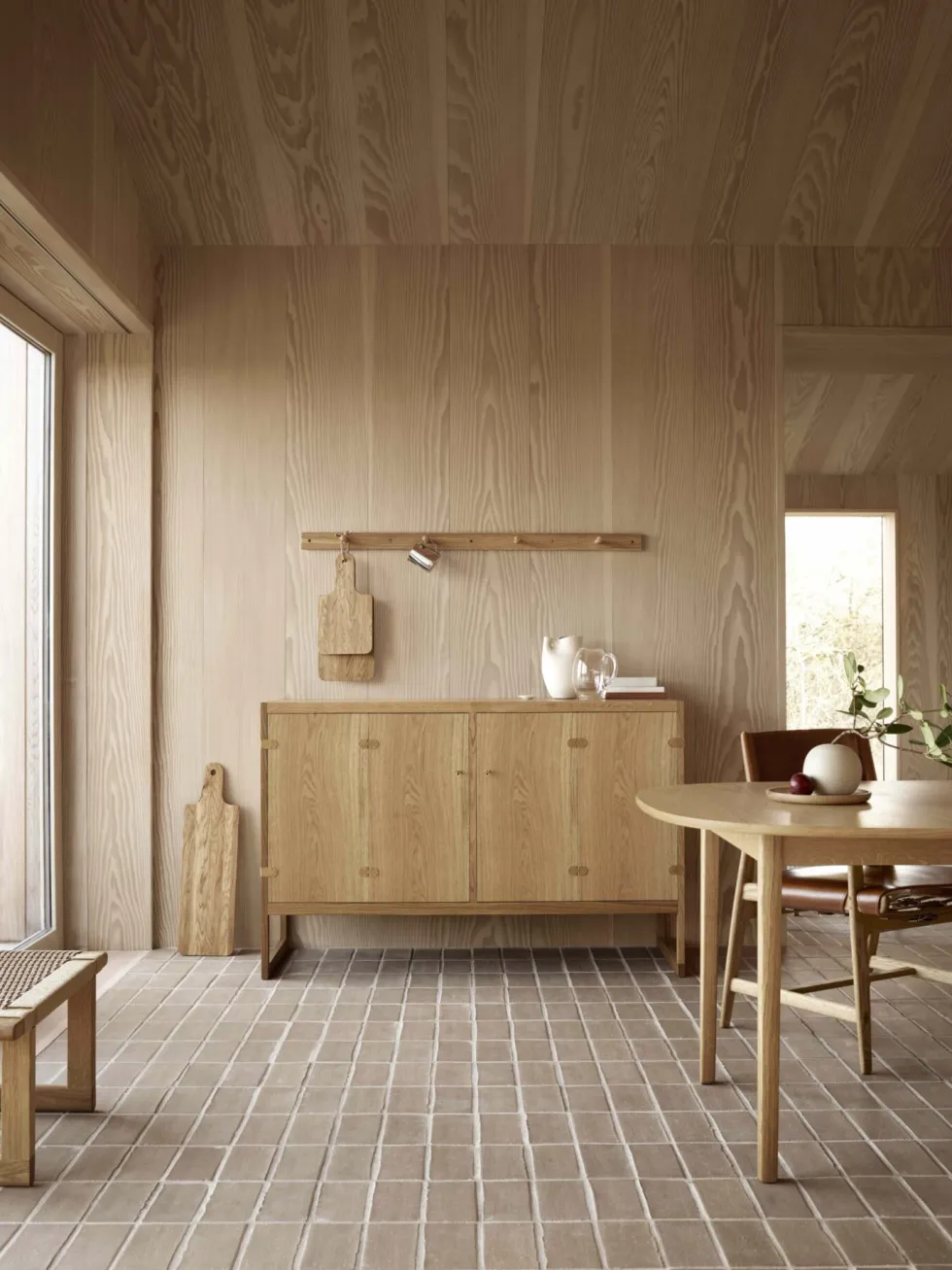 BM0057 sideboard