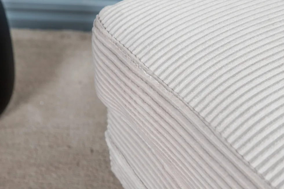 Boom Ottoman 70 x 49 x 90 Beige
