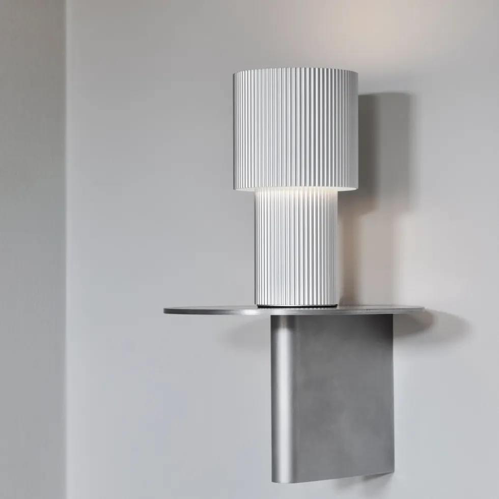 Bordslampa Iluma portabel