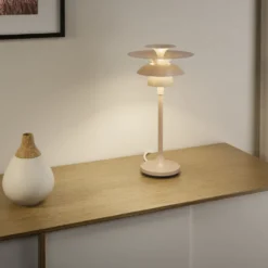 Bordslampa Picasso höjd 45,7cm mattvit