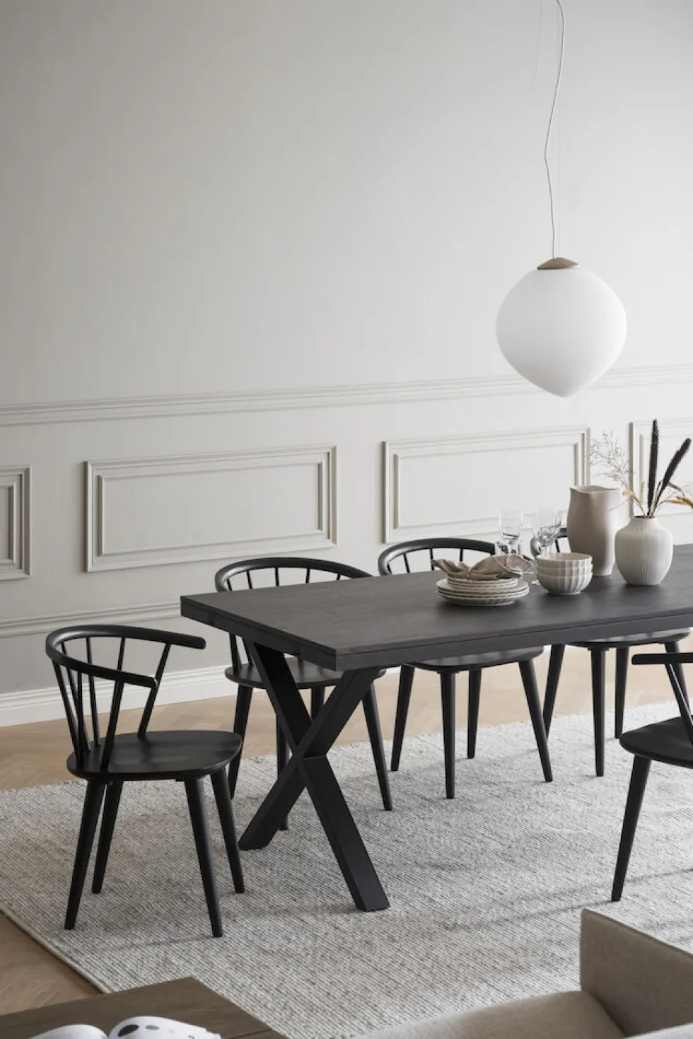 Brooklyn matbord 220×95 X-ben svart metall