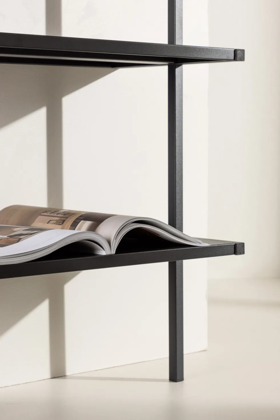 Caracas Hyllor 30 x 183 x 60 Black