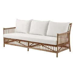 Caroline soffa exterior