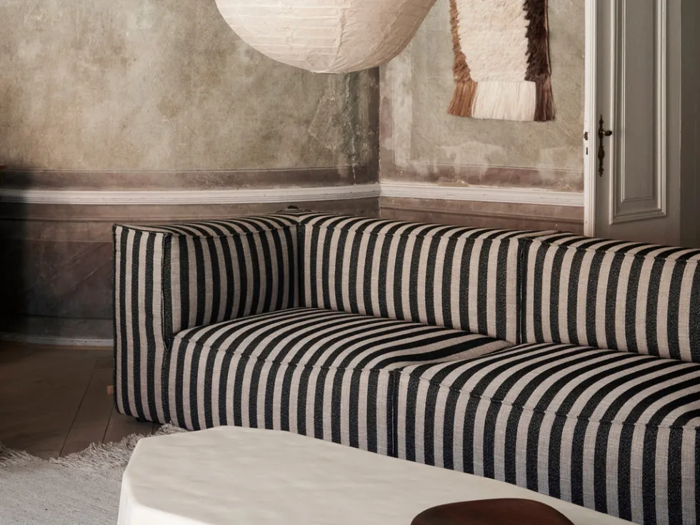 Catena Armstöd L L400 Louisiana – Sand/Svart Soffa