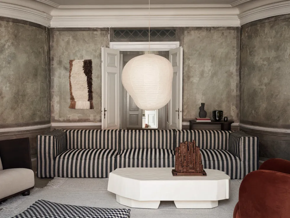 Catena Center L100 Louisiana – Sand/Svart Soffa
