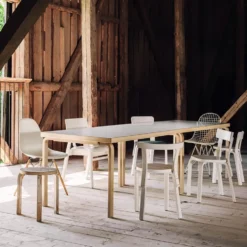 Chair 66 – Klassisk trästol i björk