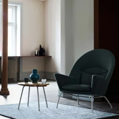 CH468 Oculus chair