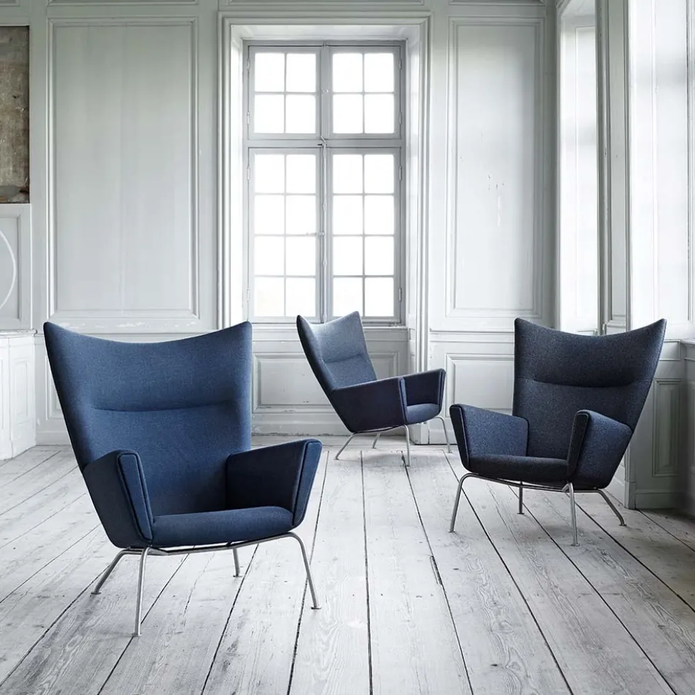 CH445 Wing chair