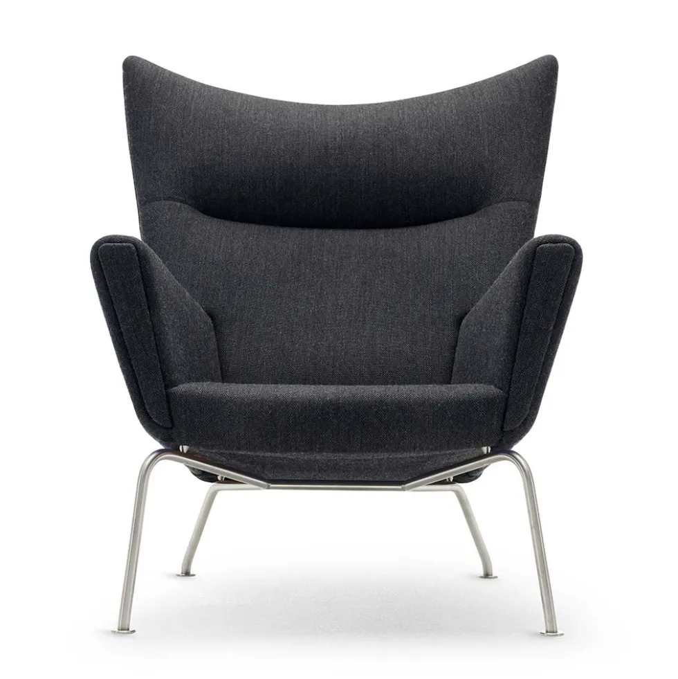 CH445 Wing chair