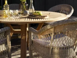 Circus 150 H73 teak natur matbord