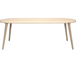 Clean Matgrupp i Vitoljad Ek – Bord 230 cm + 6 stolar