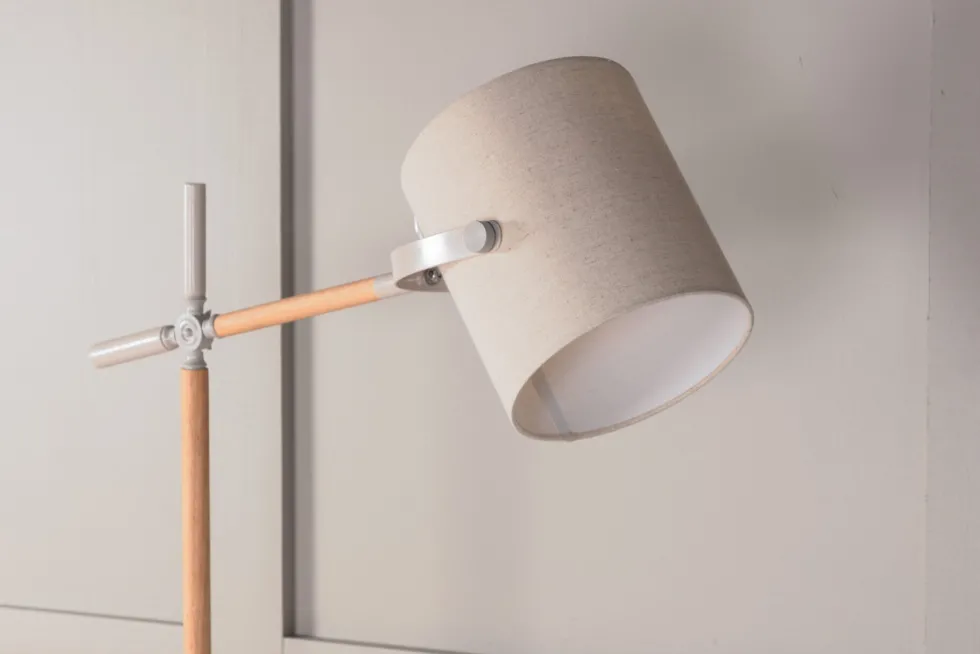 Dennis Golvlampor Beige