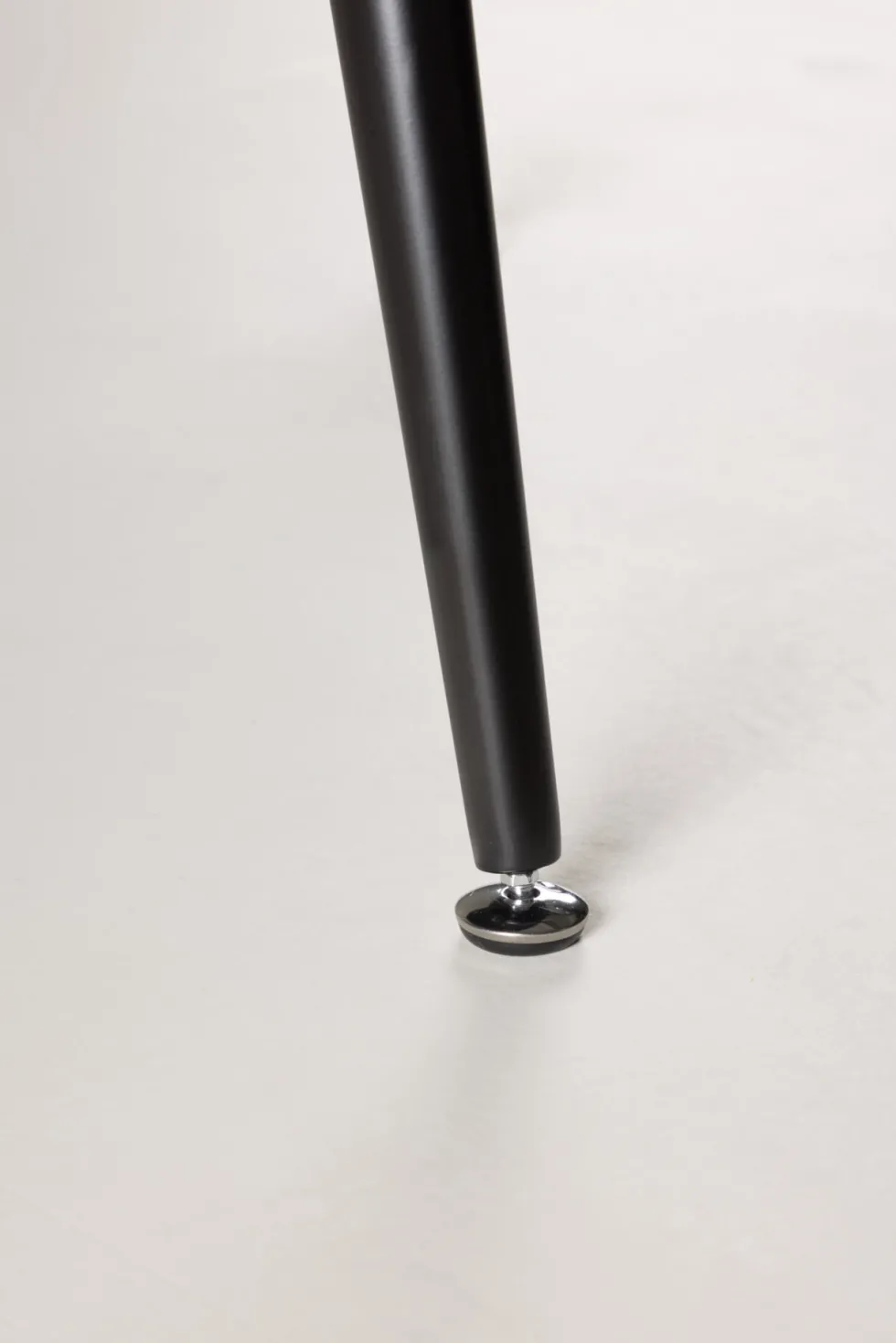 Dipp Runda Matbord ⌀115 Black