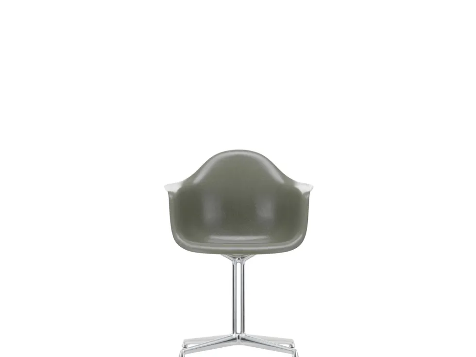 Eames Fiberglass Armchair DAL