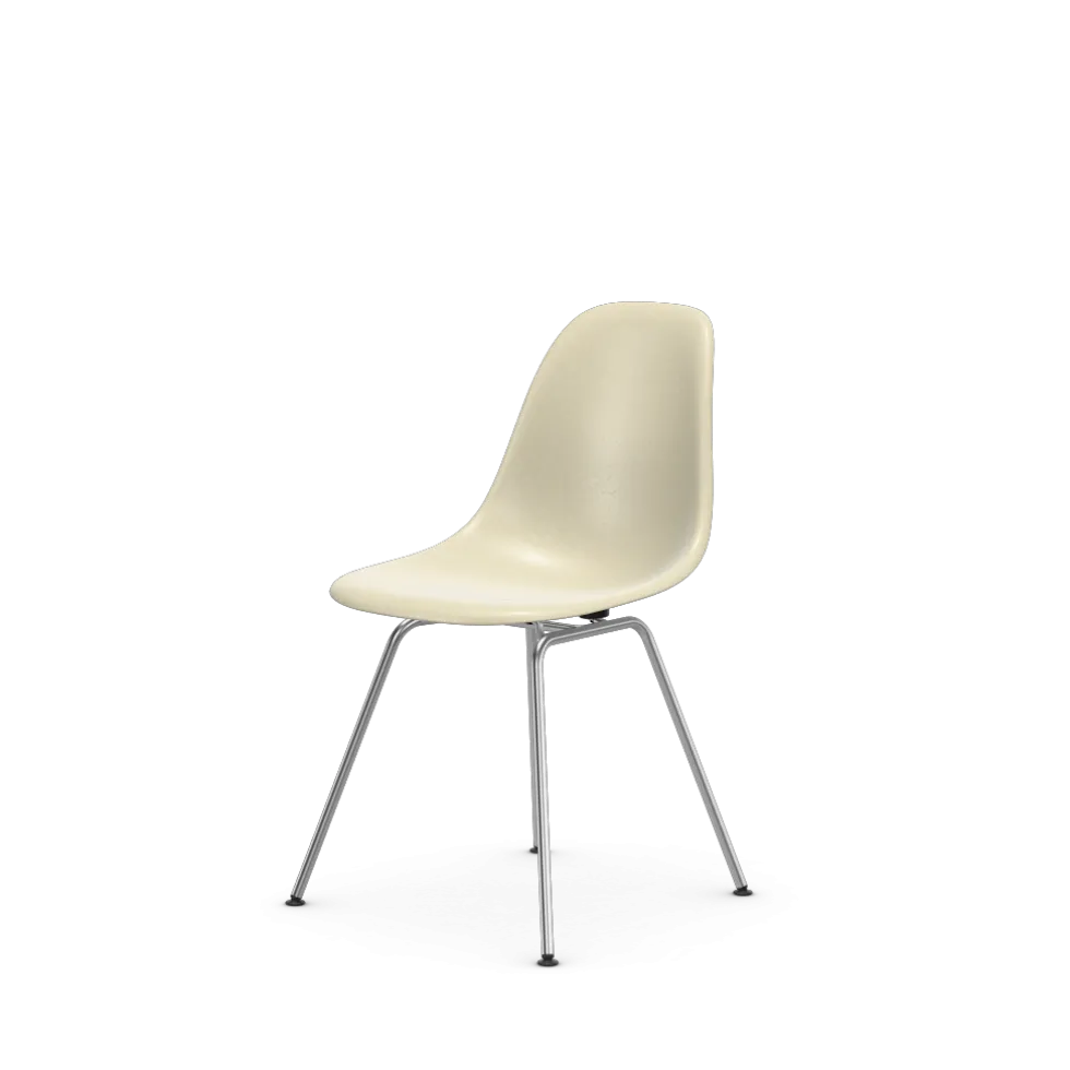 Eames Fiberglass Side Chair DSX