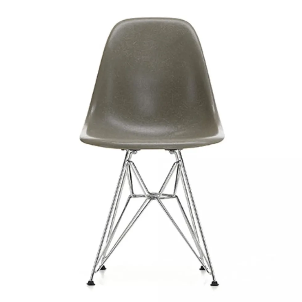 Eames Fiberglass Side Chair DSR