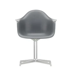 Eames Plastic Armchair DAL