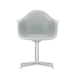 Eames Plastic Armchair DAL