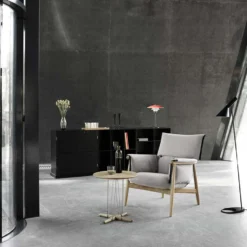 E015 Embrace lounge chair