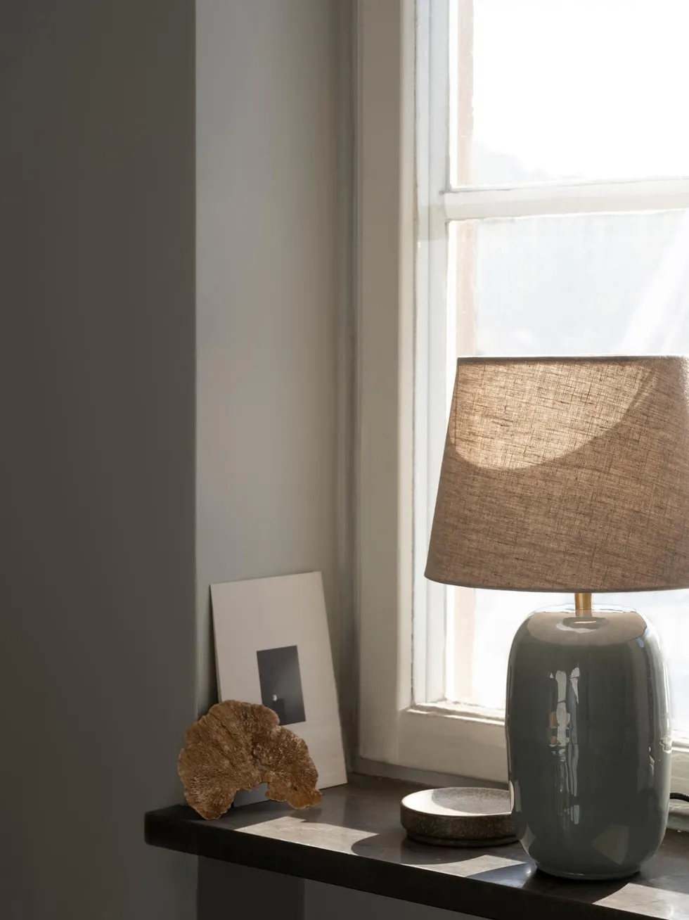 Emily Table – Bordslampa i emaljerat stål, flera färger