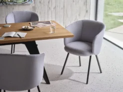EM Table (Prouvé)
