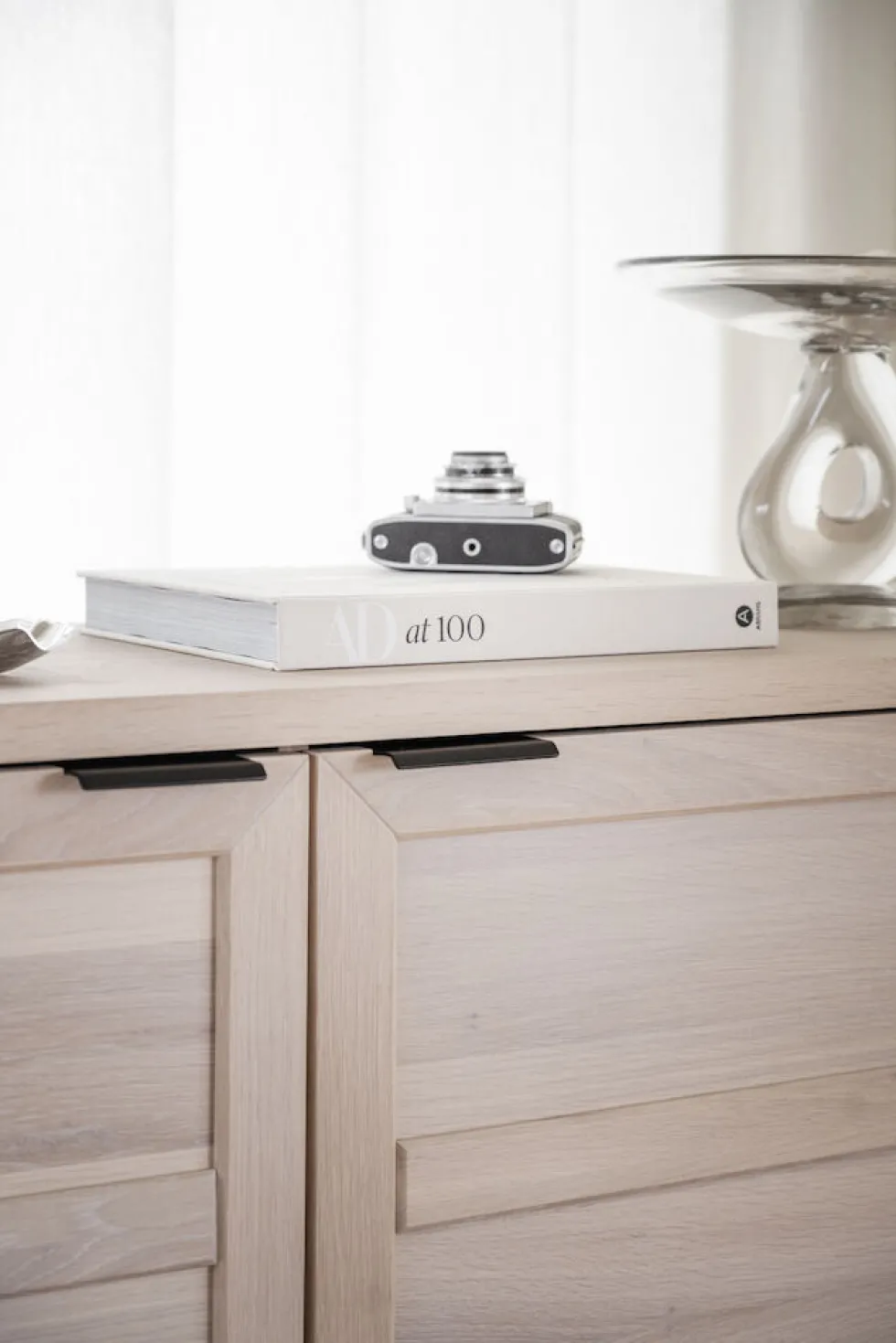 Everett sideboard 160