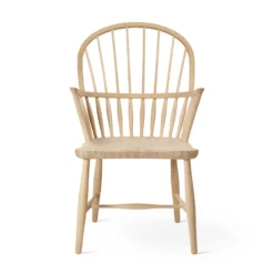 FH38 Windsor chair