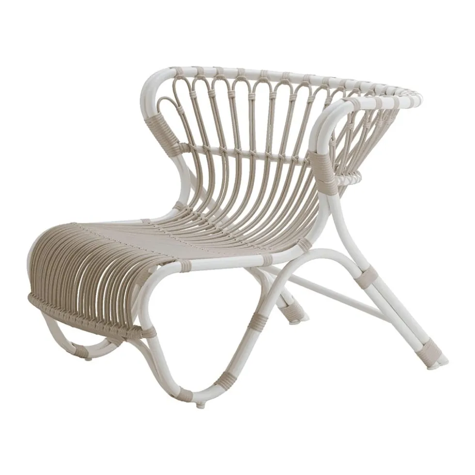 Fox chair exterior