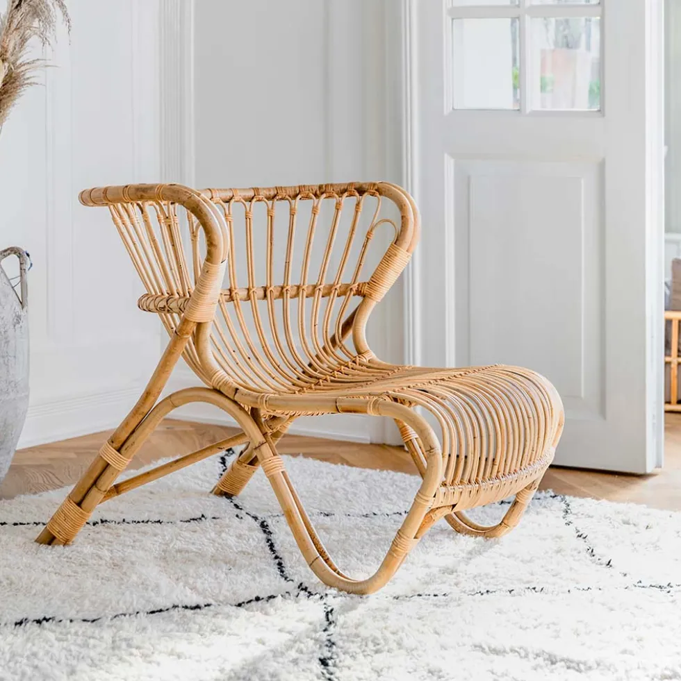 Fox chair exterior