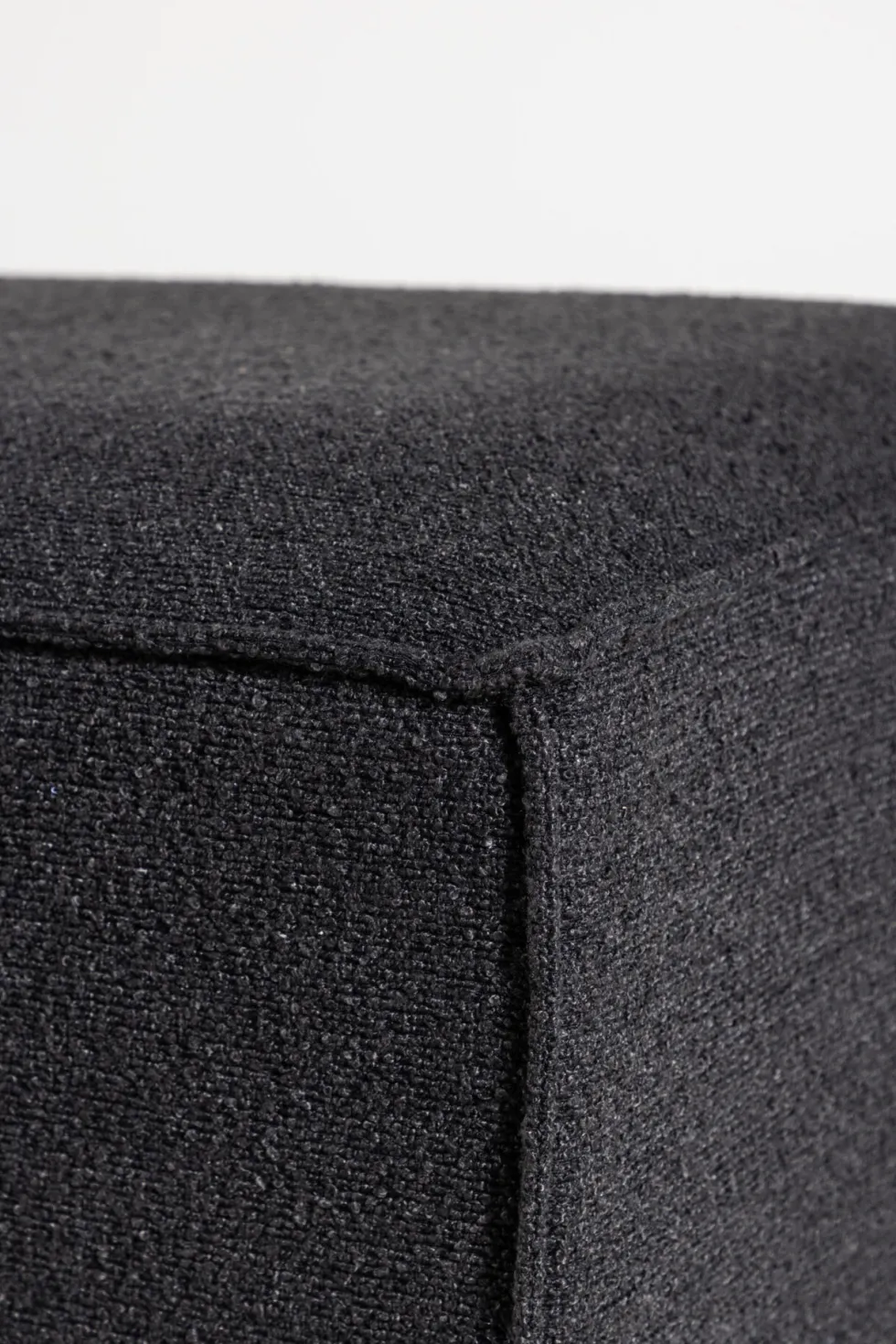 Gillholmen Puff 60 x 37 x 112 Black