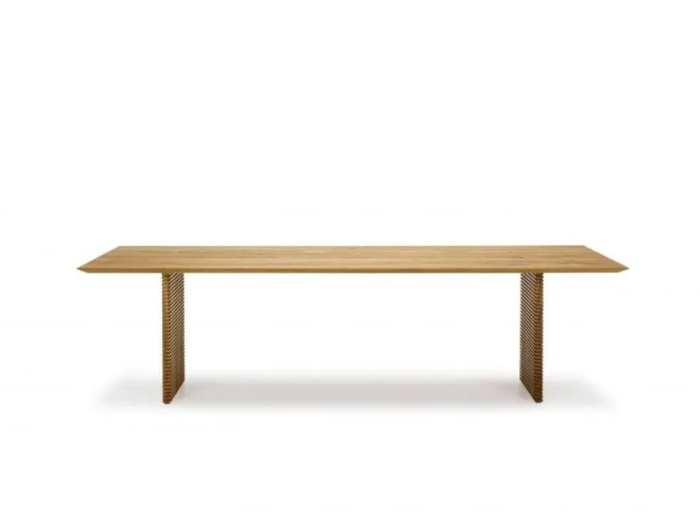 GM 3500 Straight table 240