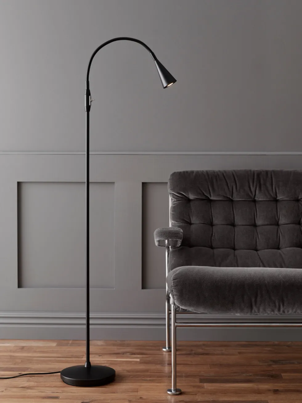 Golvlampa Ledro höjd 101,5-124cm mattsvart