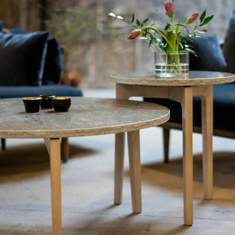 Höllviken sidobord ljusgrå