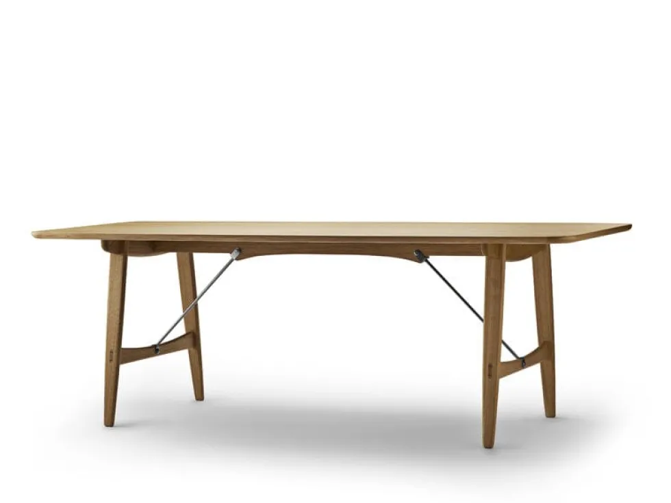 Hunting table BM1160 matbord
