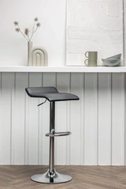 Jonna Barstolar Black