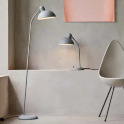 Kaiser Idell 6556-F golvlampa