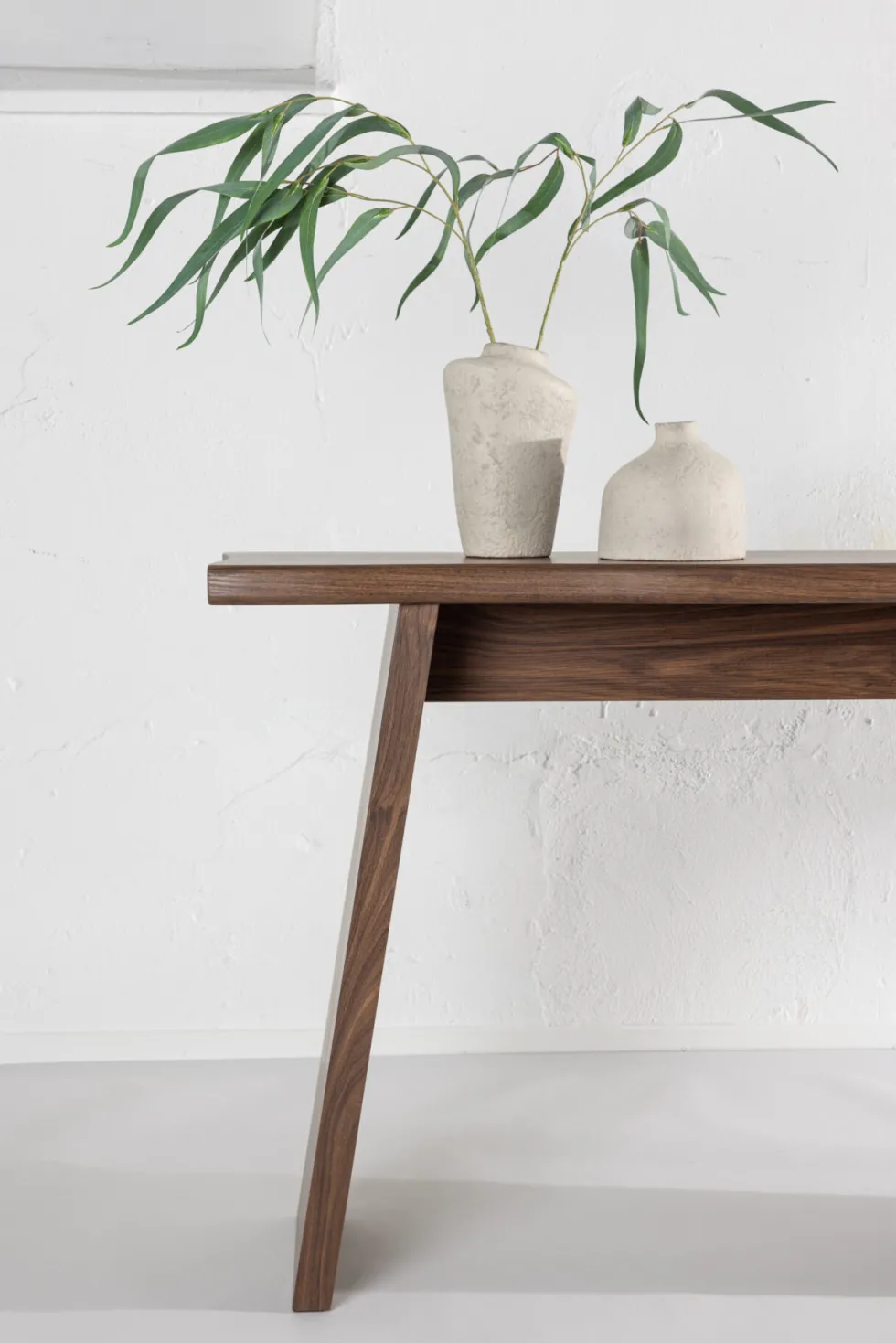 Kirkenes Skrivbord 120 x 40 Walnut