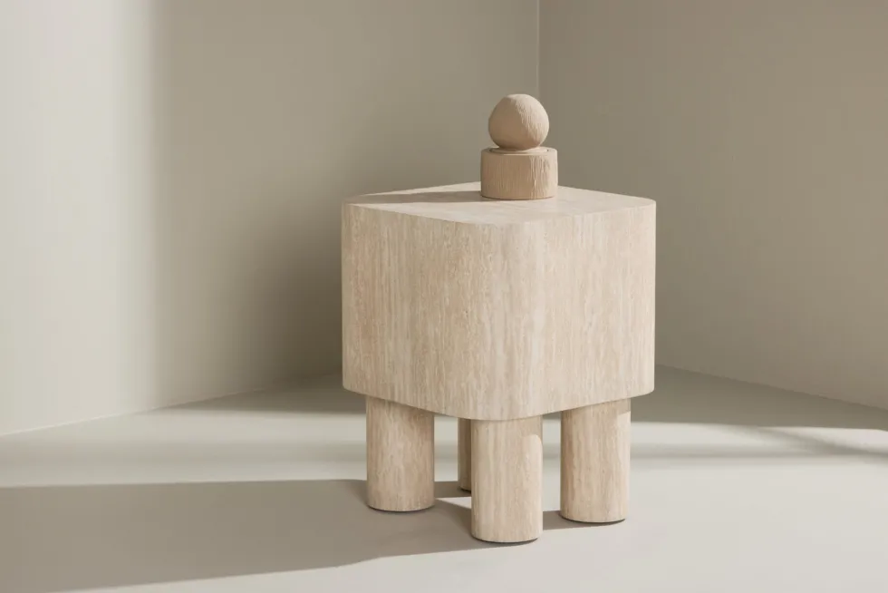 Klirou Sidobord 40×40 Beige