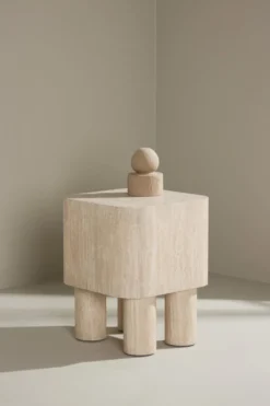 Klirou Sidobord 40×40 Beige