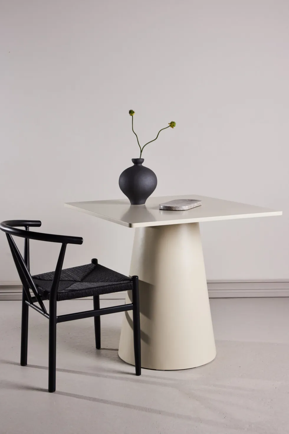 Lanzi Rektangulärt matbord 80 x 80