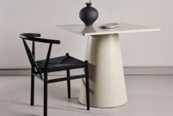Lanzi Rektangulärt matbord 80 x 80