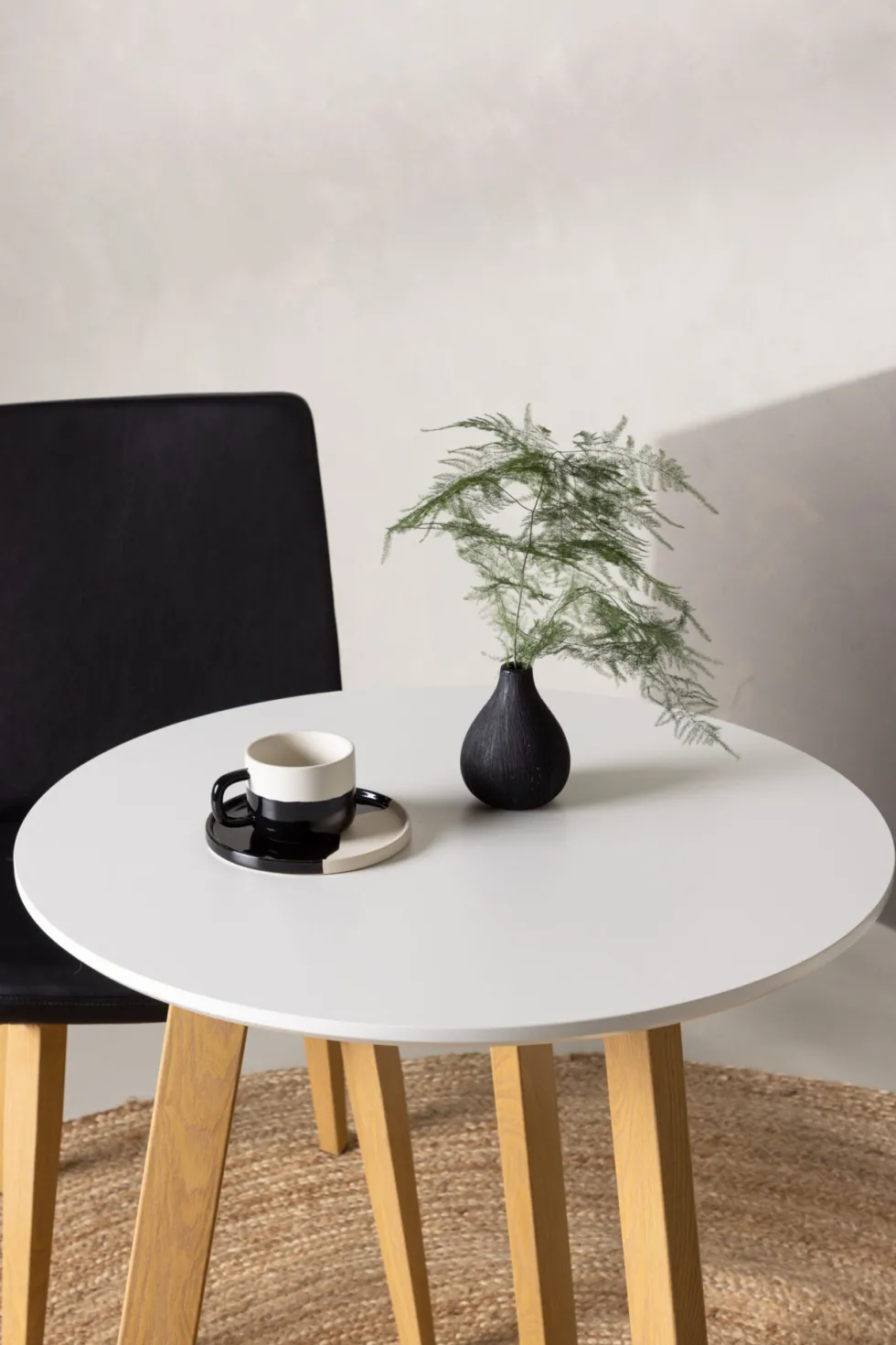 Leonora Runda Matbord ⌀65 White