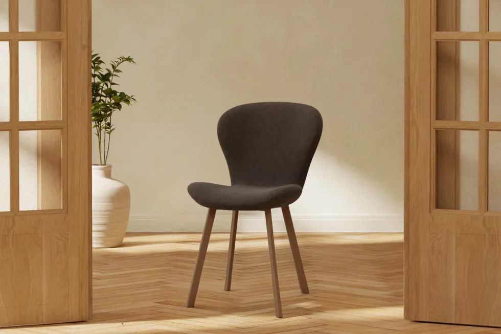 Lilja Matstolar Brown